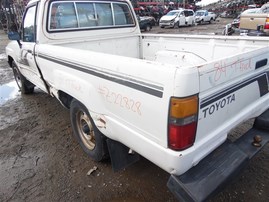 1984 Toyota Truck White 2.4L MT 2WD #Z22828